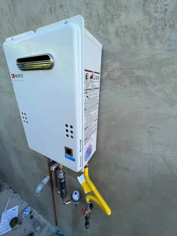 Tankless water heater installation for Holmansville homes